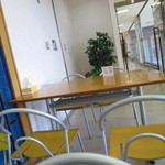 市立室蘭総合病院2階レストラン - 店内（2015年4月）