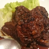 シェフス - 和牛頬肉豆豉煮込み