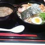 日本平パーキングエリア（上り線）レストラン日本平亭 - 静岡つけ麺大盛り
