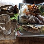 漁師料理十次郎 - 日本酒も加えて、さぁ！いただきます