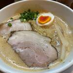 ラーメン家 みつ葉