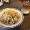 フワッティー カフェ - きのこの和風パスタ、カフェラテ アイス
