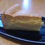 亀喜寿司 - すり身入り玉子焼き　チーズケーキみたいでしょ