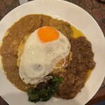 ブラン亭 - 全部乗せ➕目玉焼き