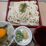 博多名物 元祖 肉肉うどん - 料理写真: