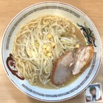 ラーメン豚山 - 料理写真: