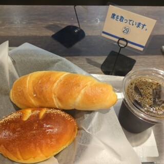 ベーカリー&カフェ カスカード_0