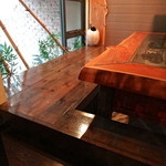 炭歌集 - 木の温もりがあります