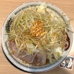 ラーメン豚山 - 料理写真: