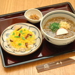 h Suisha - 自家製すし酢も人気「バラ寿司定食」