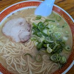 一九ラーメン  - 料理写真:500円なのは安すぎると思うラーメンw