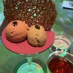 パフェ、珈琲、酒、佐藤 - 