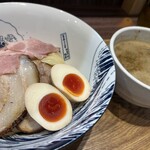 麺処 山城 - 料理写真: