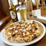 pizzeria SLOW - 2014年5月　ラグー【1200円】生地がとにかくうまい！