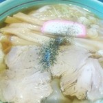 東軒 - わんたん麺 700円