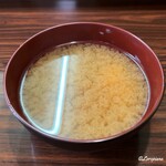 いかり - 若芽と豆腐の味噌汁