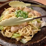 炭火と串焼きと肴 原価酒場 イロ鶏ドリ - 塩もつちゃんぽん