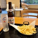 五日市天然温泉 ゆらゆら - フライドポテトとノンアルビール