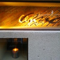 cenci - 表の看板目立たず、さりげなく
