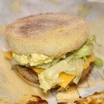 マクドナルド - 料理写真:タルタルデミソーセージマフィン（４７０円→モバイルクーポンで４６０円）
