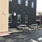 みやび亭 - 外にテラス席が