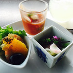 ANA SUITE LOUNGE - フリーフード