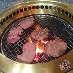 Sumibi Yakiniku Kankoku Kateiryouri Sonamu - 上タン