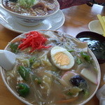 みたか食堂 - 中華丼とラーメン