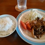 グリーティング - ご飯少な目みたいですが、コーヒーとデザートまで食べるとちょうどいい量ですね。