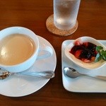 グリーティング - 食後にコーヒーとヨーグルトゼリーかな！？