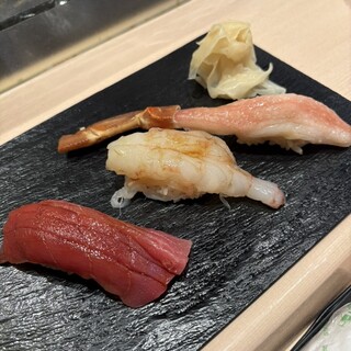 札幌魚河岸 五十七番寿し - 料理写真: