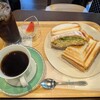 トムズ カフェ