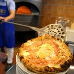 A Fenestella - A FENESTELLA （ア フェネステッラ）
      長野県北佐久郡軽井沢町長倉2622-5
      11:30～14:00(L.O) 17:30～21:00(L.O)
      ランチ 日曜営業 0267-31-6770