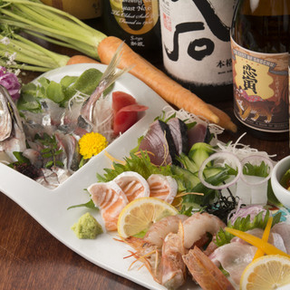 Directly delivered from Kamiminato! Genkai season! Uses fresh fish and shellfish! !