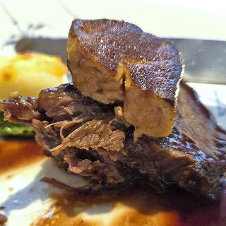 ファンベック・ナオト_1