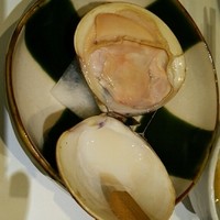 あま屋 - 焼きはまぐり 280円