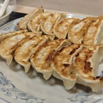 ぎょうざの満洲 - 料理写真:
