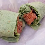 Port of Mocha Coffee House - サーモンのラップ