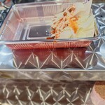 ホルモン焼き うますぎ - お通しキャベツ