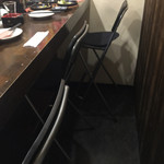 Teppanyaki Sakaba Riki - 椅子は座り心地が悪い