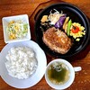 前沢サービスエリア（上り線） レストラン - 前沢牛入りハンバーグセット1700円税込