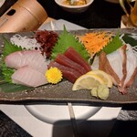 博多もつ鍋 馬肉 九州自慢 - 