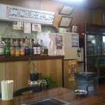 平壌屋 - 趣きのある店内です。