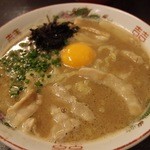 夢ノ弥 - 中華肉玉そば（７００円）。