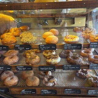 JUGAAD BROS DOUGHNUTS_1