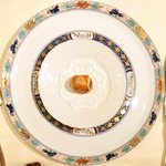 フレンチ サクラ - ランチコース 5400円 のアンチョビ、イワシ、玉ネギの熱々ロールパイ