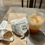 フレッシュネスバーガー - 料理写真: