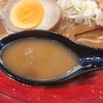 あごばんらーめん - 