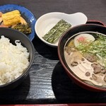 資さんうどん - 料理写真:
