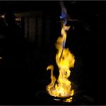 ボウ・デパール青山倶楽部 - リキュールをフランベ